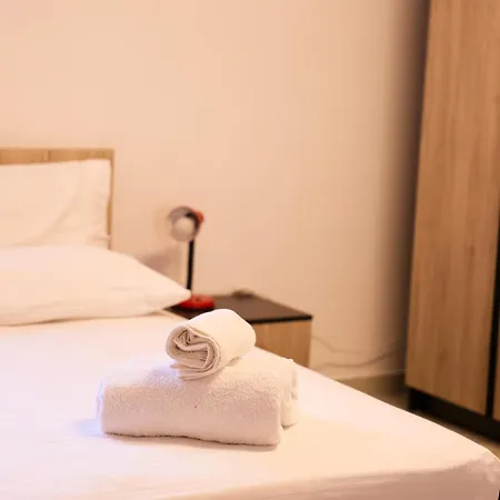 Flagnest - Vintage Comfort Apartment