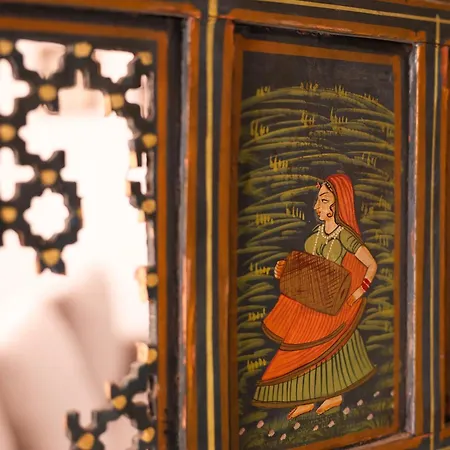 Flagnest - Vintage Comfort