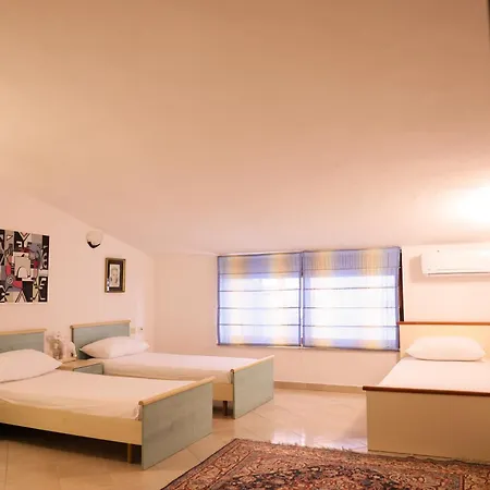 Flagnest - Vintage Comfort Apartment *