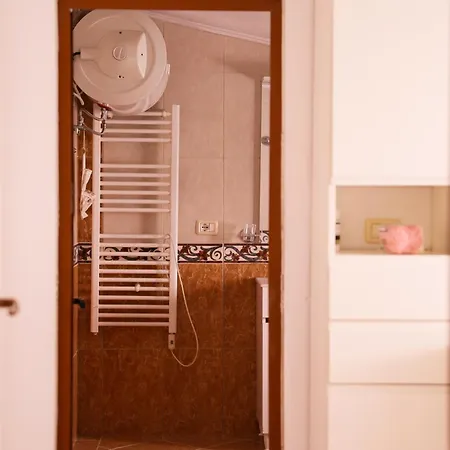 Flagnest - Vintage Comfort Apartment