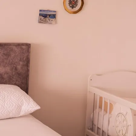 Flagnest - Vintage Comfort *