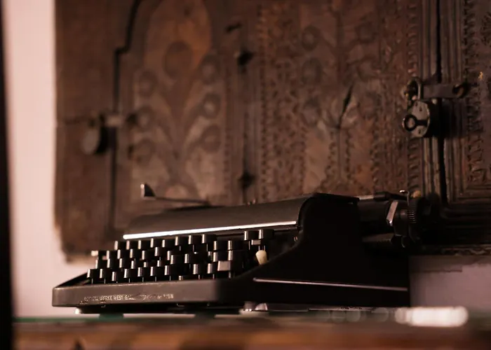 Flagnest - Vintage Comfort Tirana