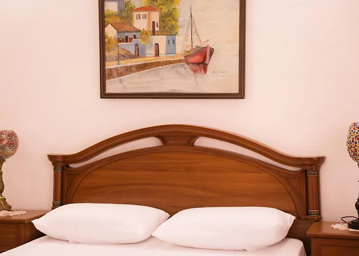 Flagnest - Vintage Comfort * Tiran