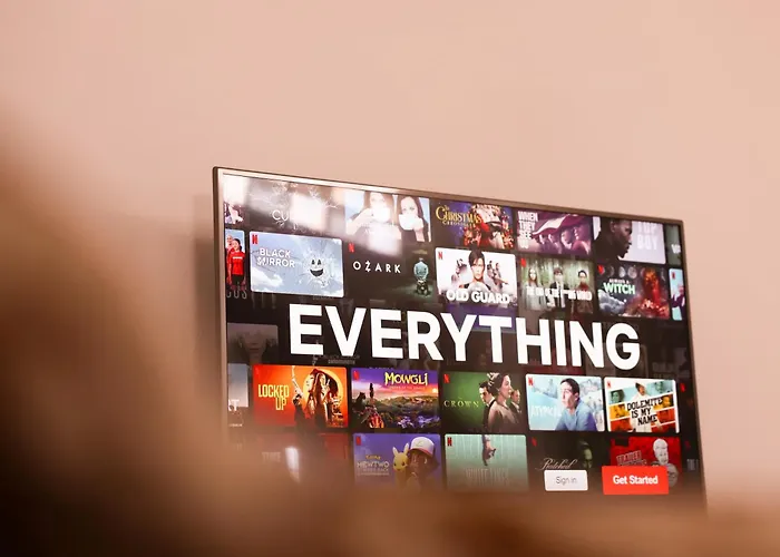 Flagnest - Vintage Comfort Tirana