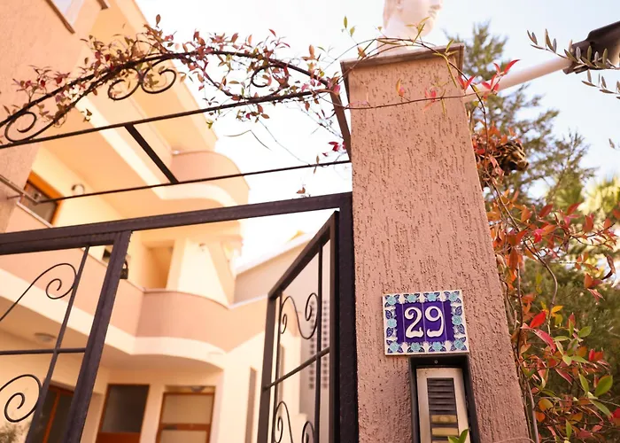 Lägenhet Flagnest - Vintage Comfort Tirana